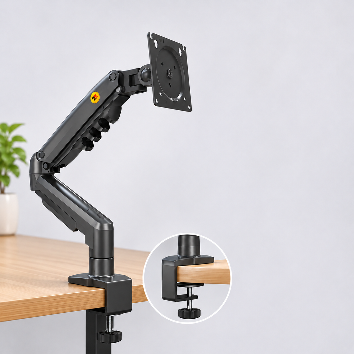 CarryCircuit Single Monitor Arm – Adjustable Desk Mount